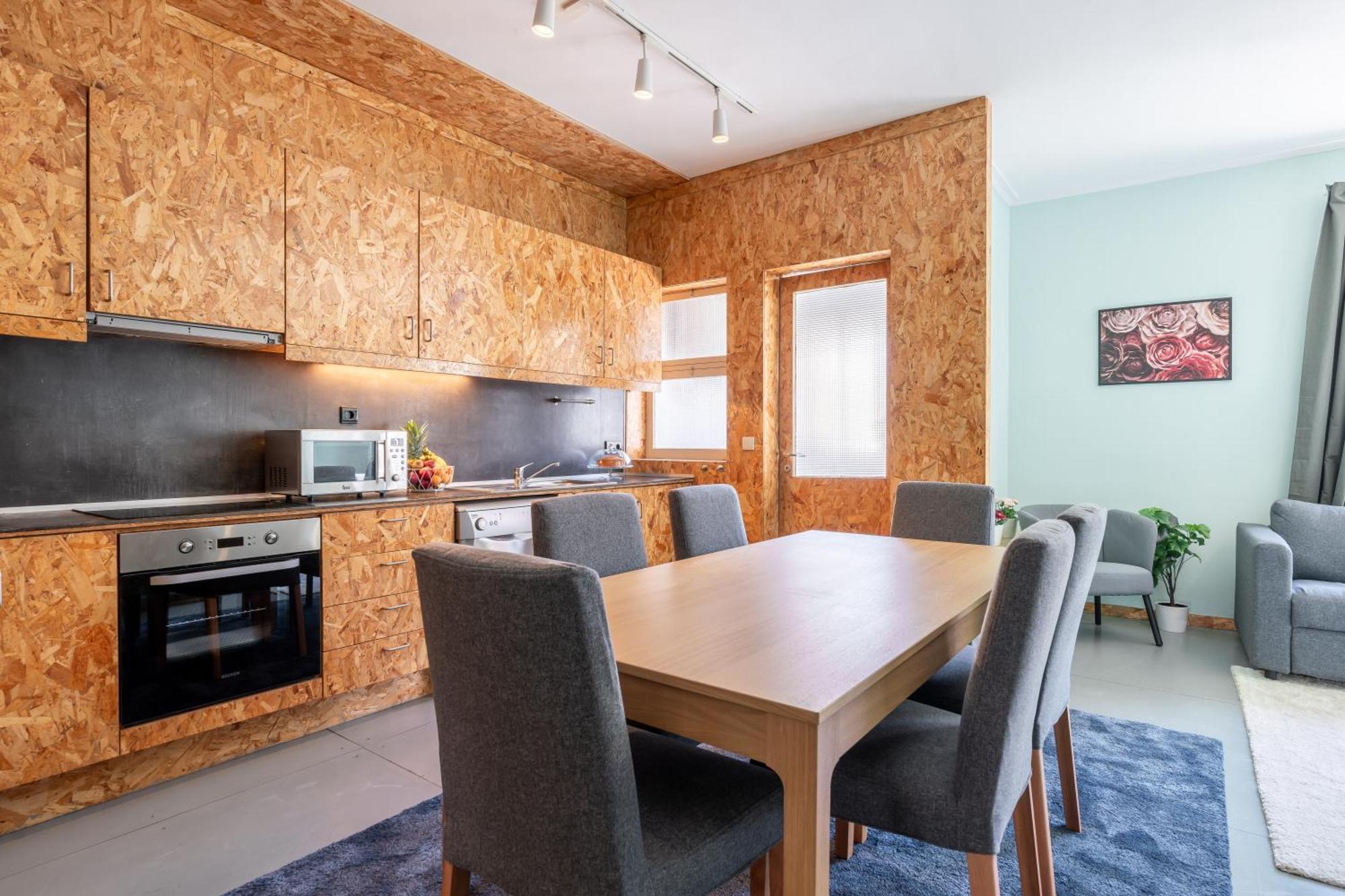 Host Wise - Colorful Bright Flat With Balcony Διαμέρισμα Πόρτο Δωμάτιο φωτογραφία